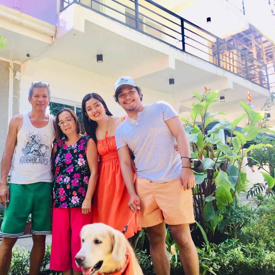 Tita Malou and Tito Tom, the hosts of Location One Eighty